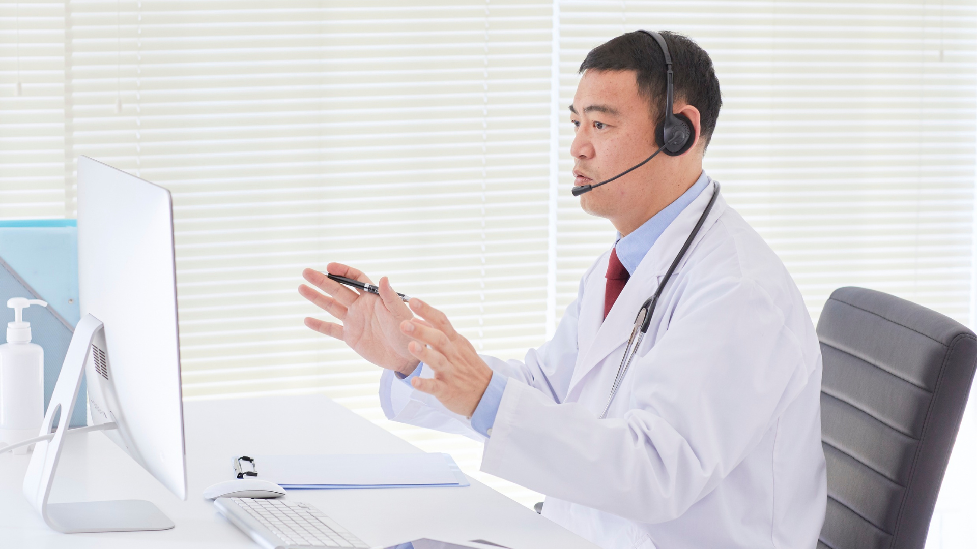 Comment la transformation numérique redéfinit-elle les pratiques de la santé avec la télémédecine et la télésanté ?